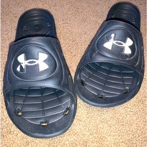 UA slides hardly worn